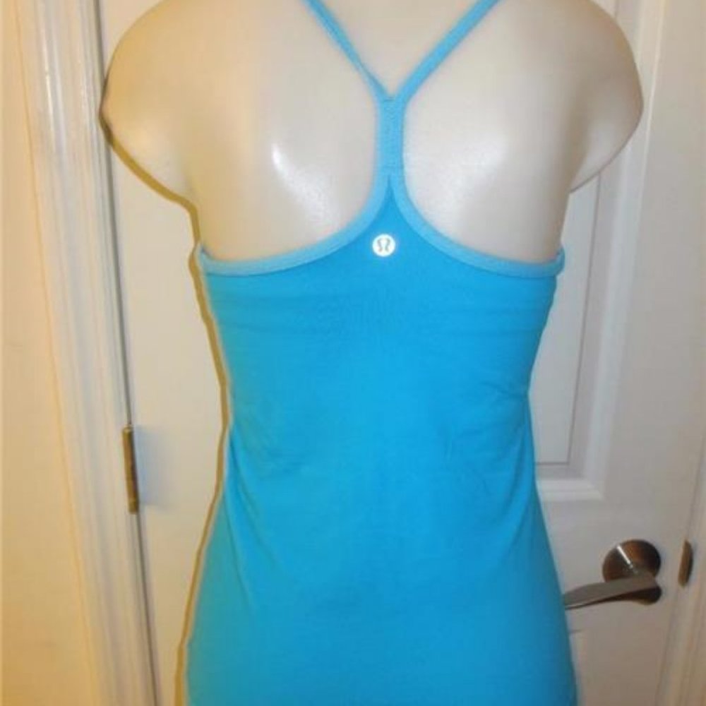 LULULEMON BLUE SLEEVELESS ATHLETIC TOP  8 - Picture 4 of 5